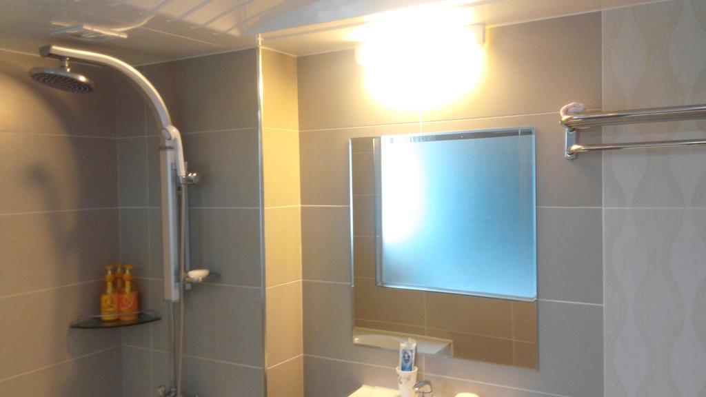 Geoje Win Hotel Chambre photo