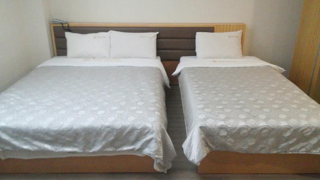 Geoje Win Hotel Chambre photo