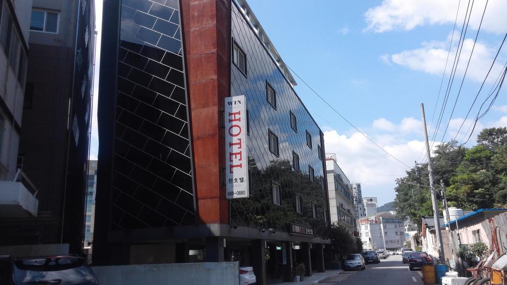 Geoje Win Hotel Extérieur photo