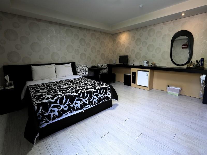 Geoje Win Hotel Extérieur photo